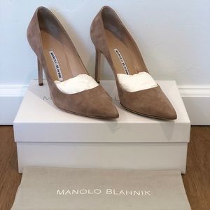 Manolo Blahnik taupe suede heels. Size 38 / US 8.